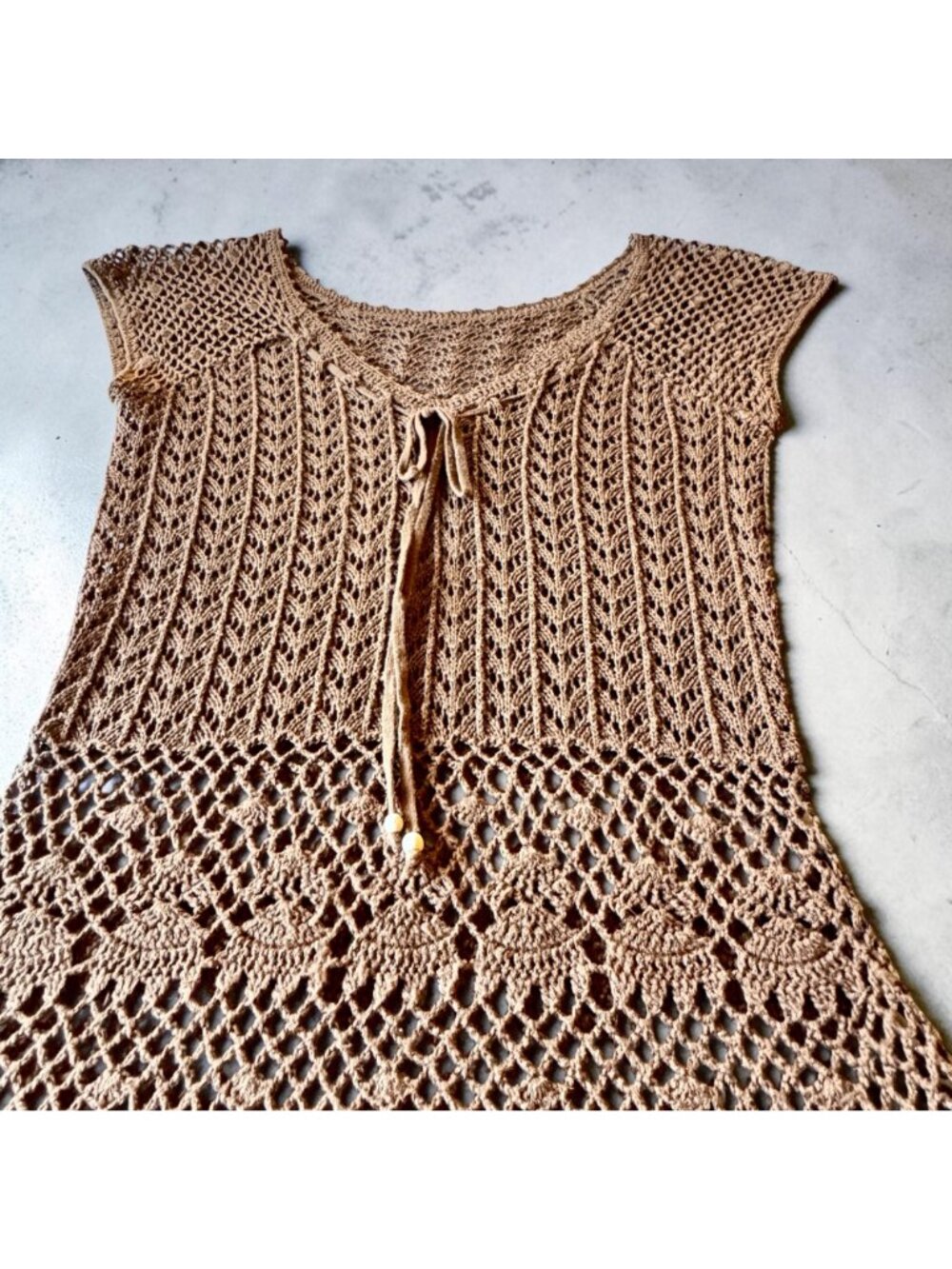 Crochet Brown Tunic Top Retro Boho with Cap Sleeves Tie Neck Detailed Bead Hem - Picture 12 of 13